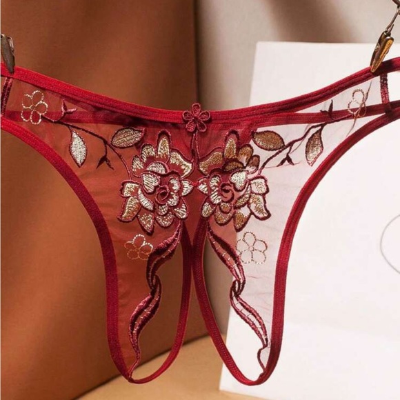 2 Pc Women's
Floral Embroidery
Open Crotch Thongs - Picture 5 of 11